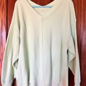 Aerie V-Neck Women's oversized Sweater EUC Size M